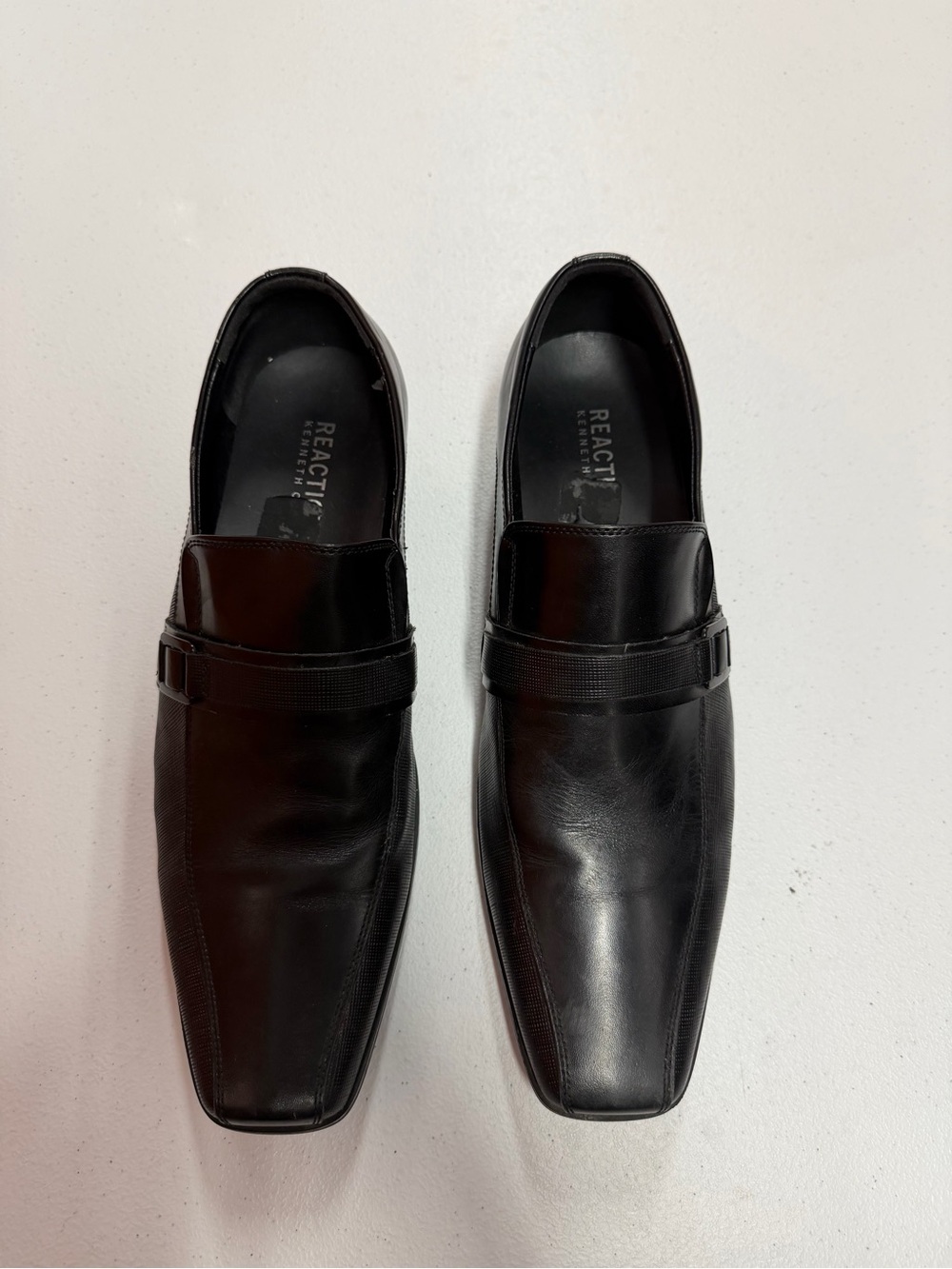 Kenneth Cole Reaction Men’s 11.5 M Black Leather Slip On Dress Loafers